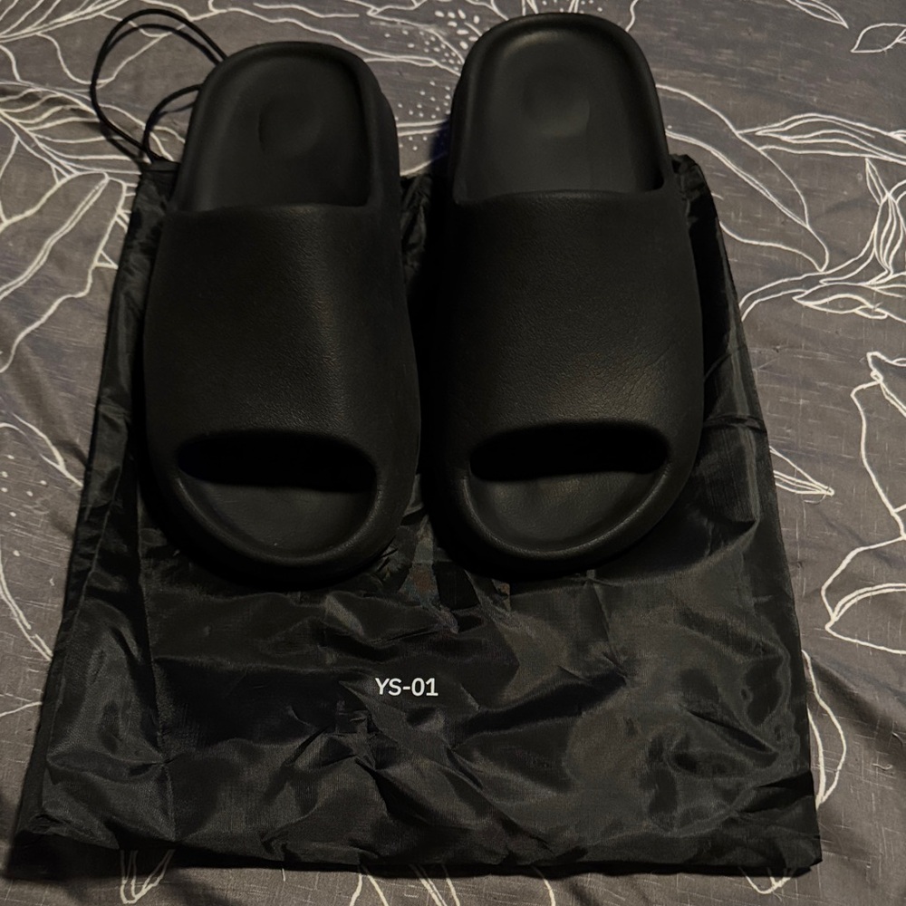 Yeezy Slide - Onyx